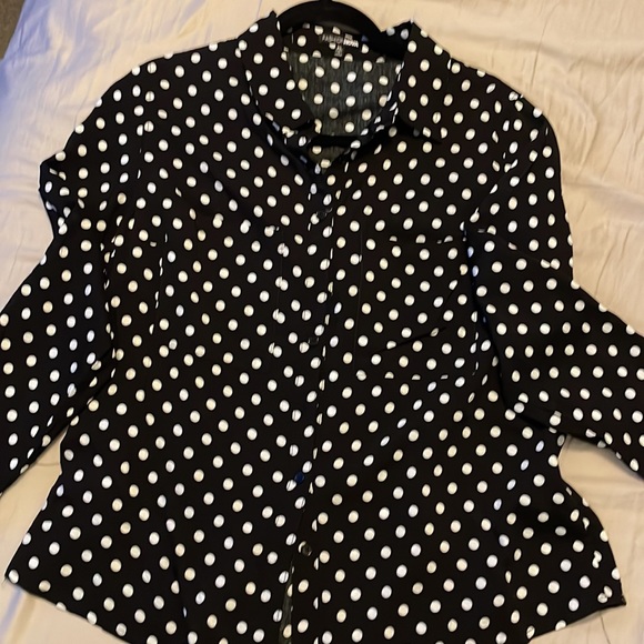 Fashion nova polka dot blouse - Picture 2 of 3